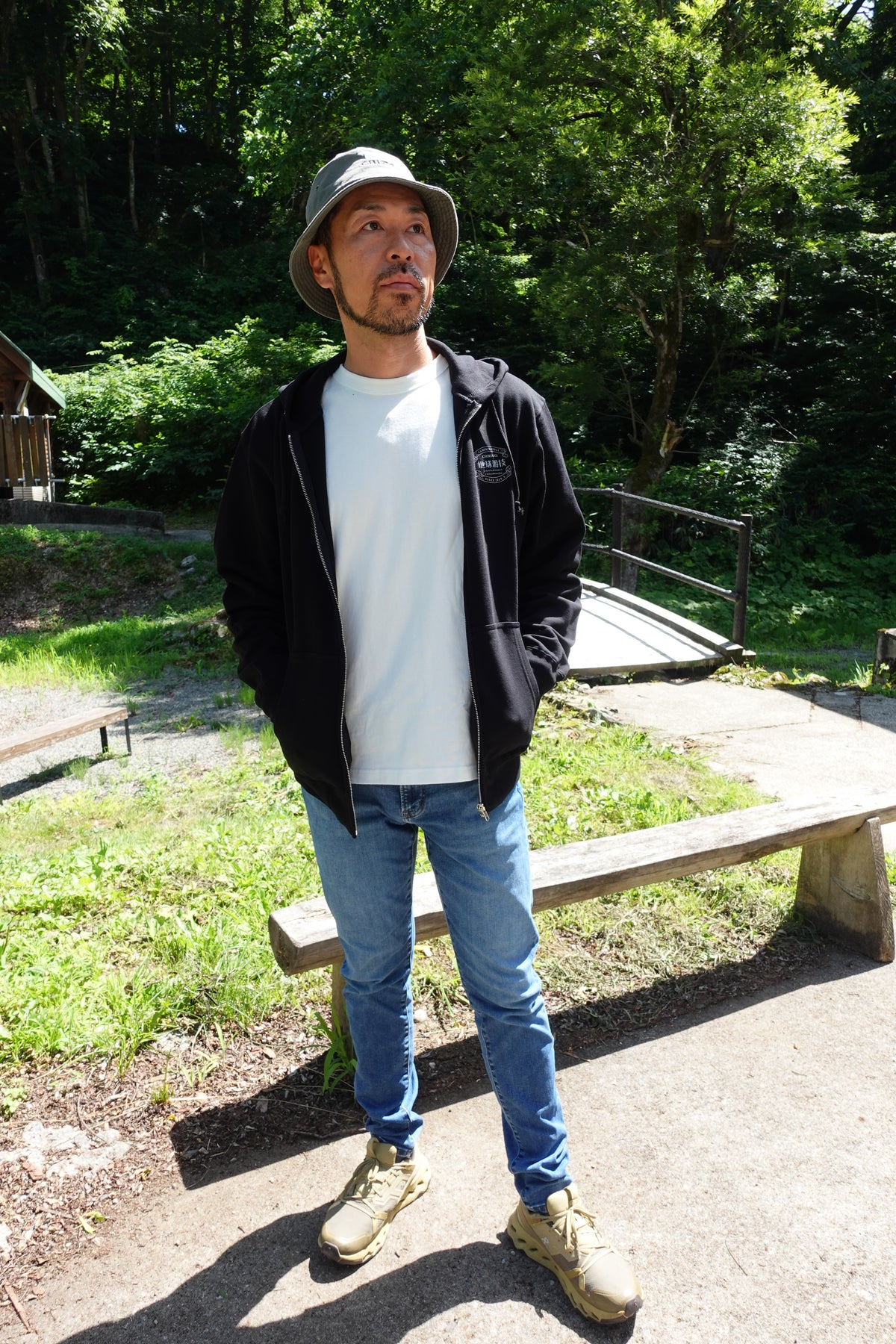 チキューギ.浪漫フルジップ パーカ 10.0オンス スウェット (裏パイル) CGRP-10.0